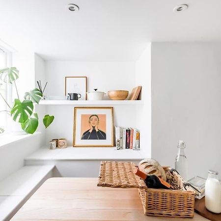 Central Georgian Townhouse With Free Parking 바스 외부 사진