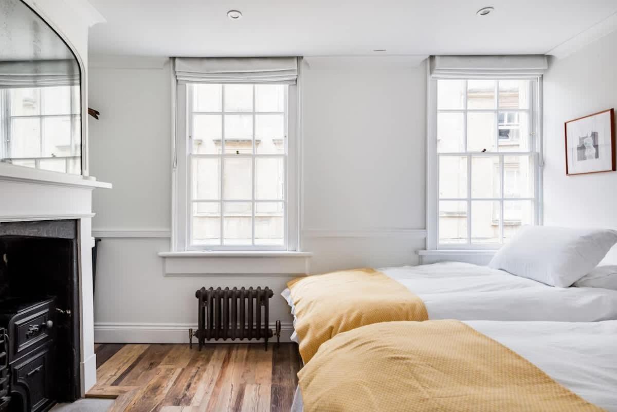 Central Georgian Townhouse With Free Parking 바스 외부 사진